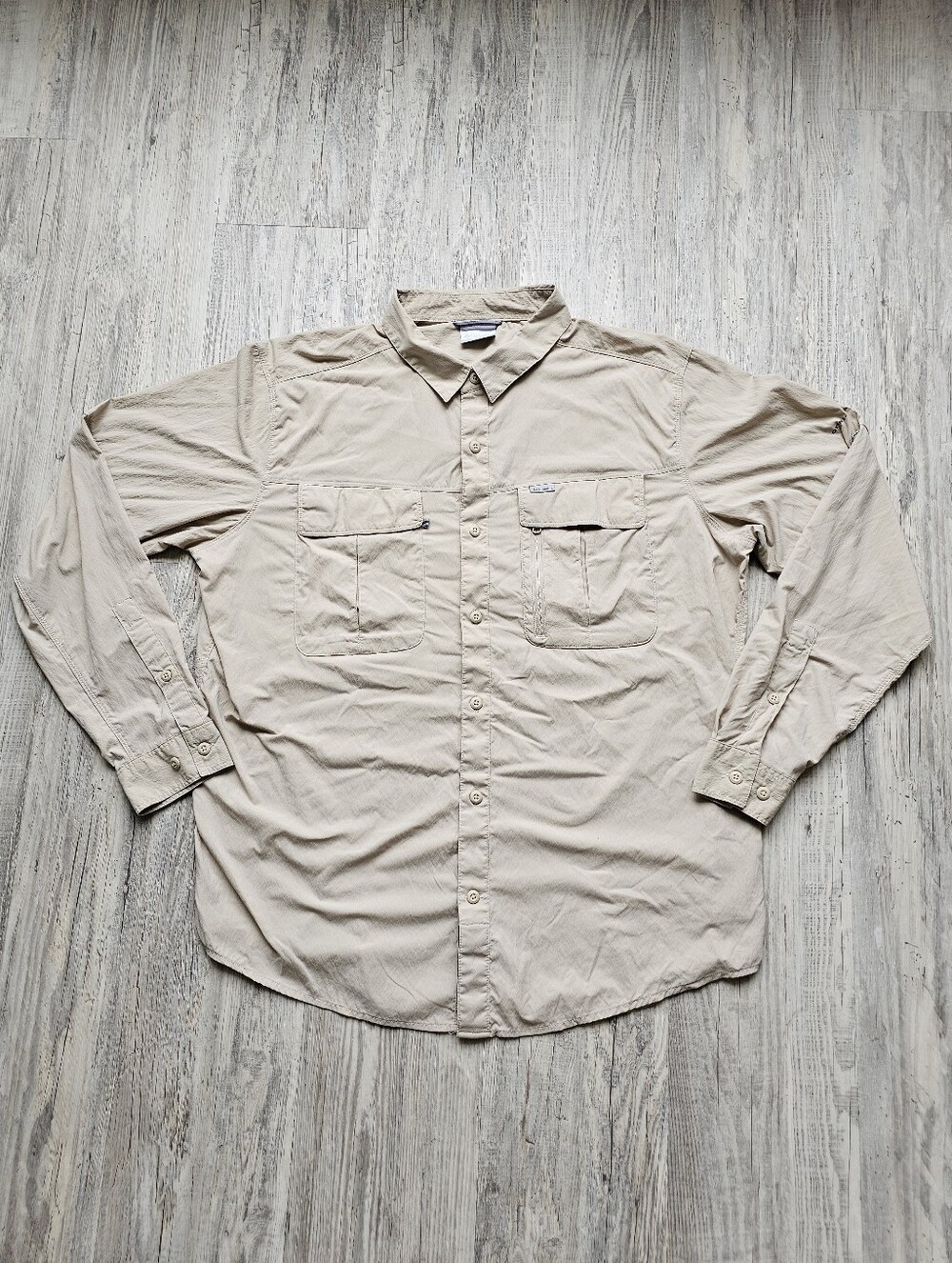 Columbia Omni-Shade XL Beige Long Sleeve Fishing Shirt Vented Hiking Outdoor